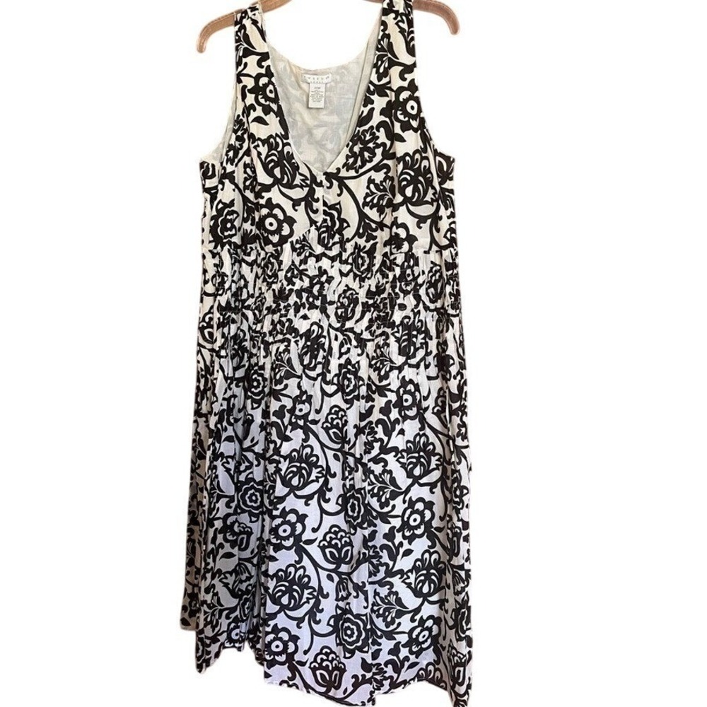 Tweeds Woman's Black White Floral Cotton Smocked Empire Waist Dress Plus 20W